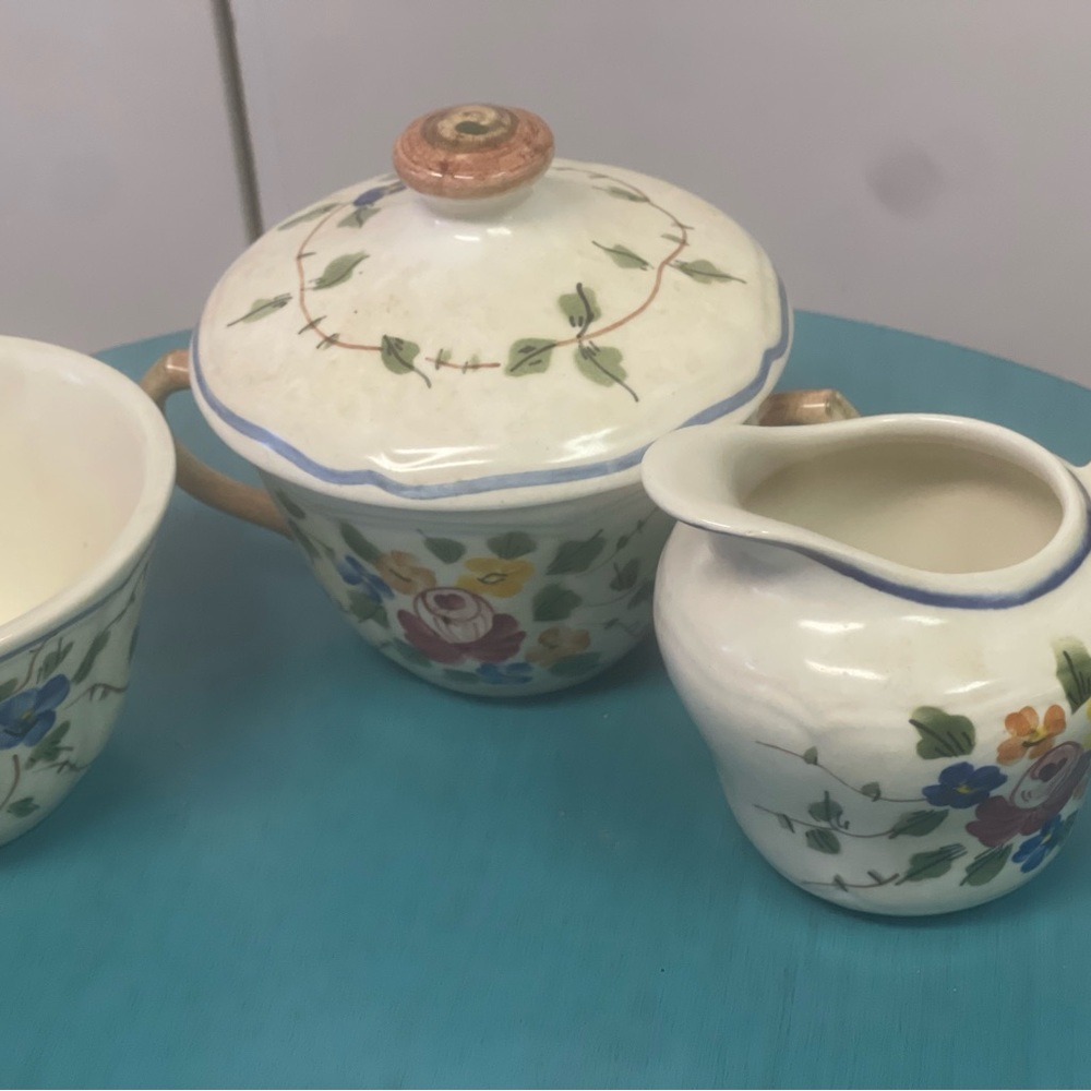 Bowl, creamer and cup, 4pcs set